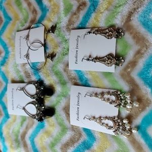 🎊4 piece Earring bundle